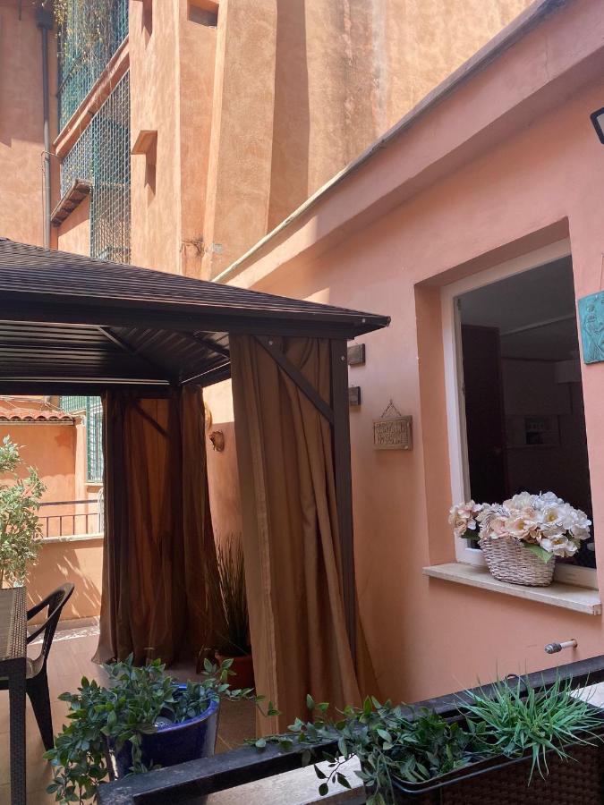 Condotti Apartment Roma Esterno foto