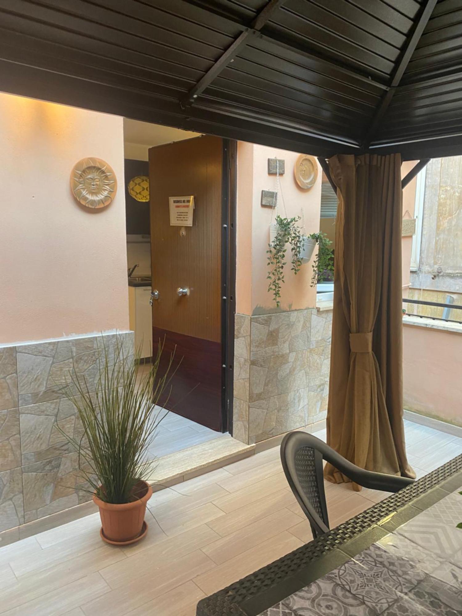 Condotti Apartment Roma Esterno foto