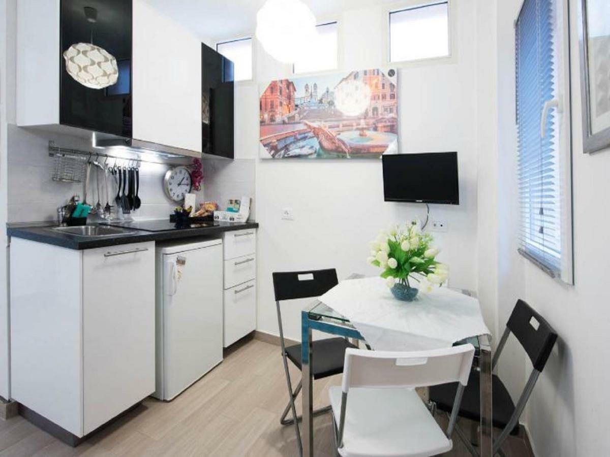 Condotti Apartment Roma Esterno foto