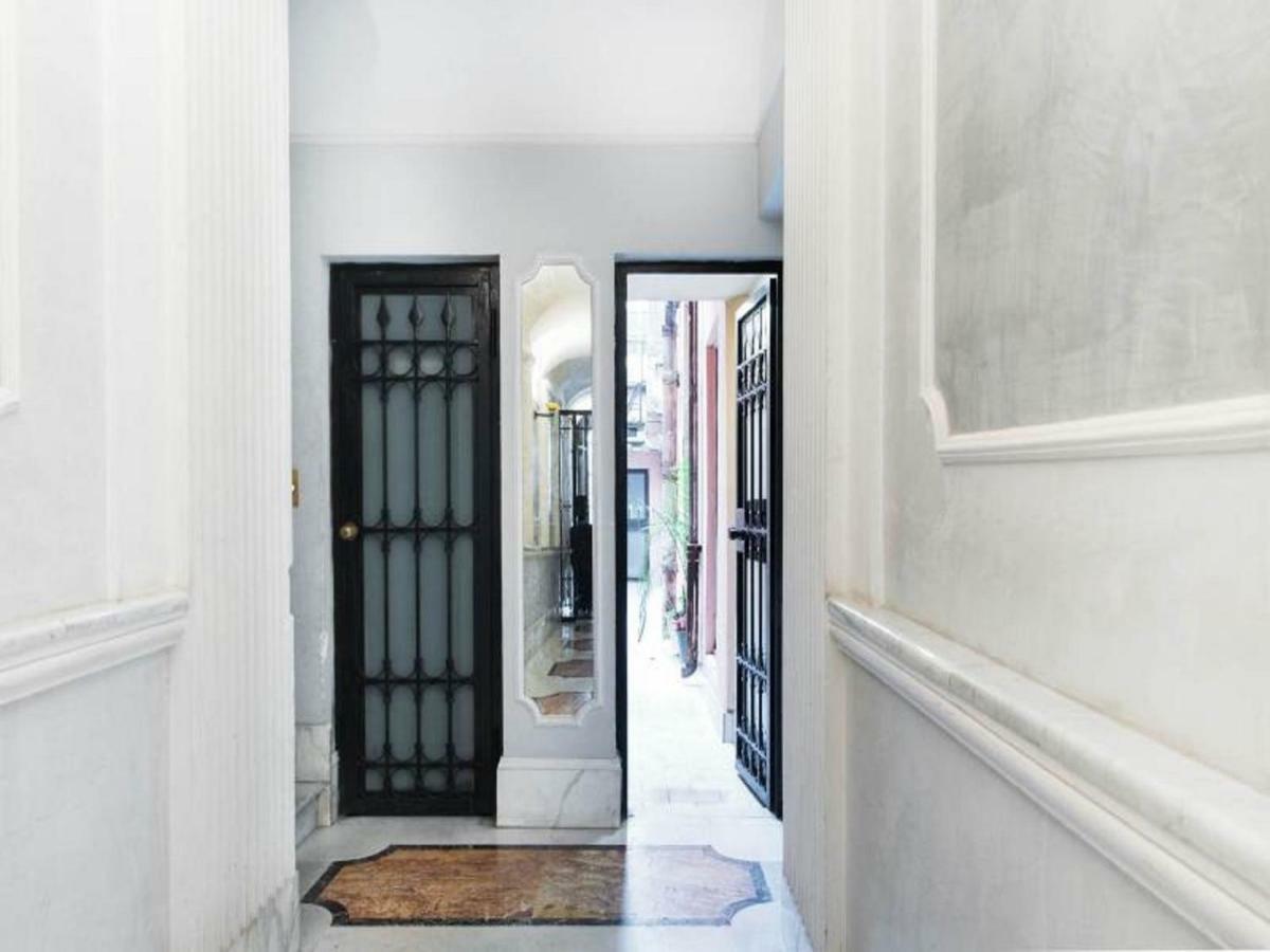 Condotti Apartment Roma Esterno foto